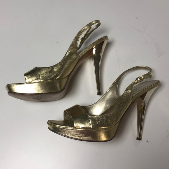 Guess gold platform heels - Picture 2 of 4